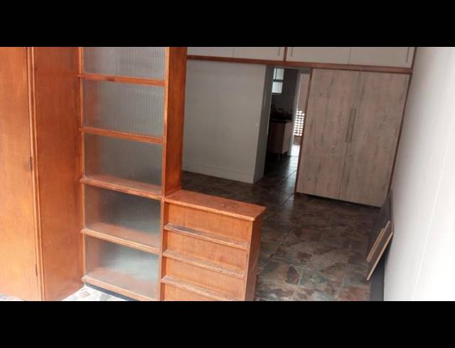 1 BEDROOM APARTMENT FOR SALE IN SUNNYSIDE